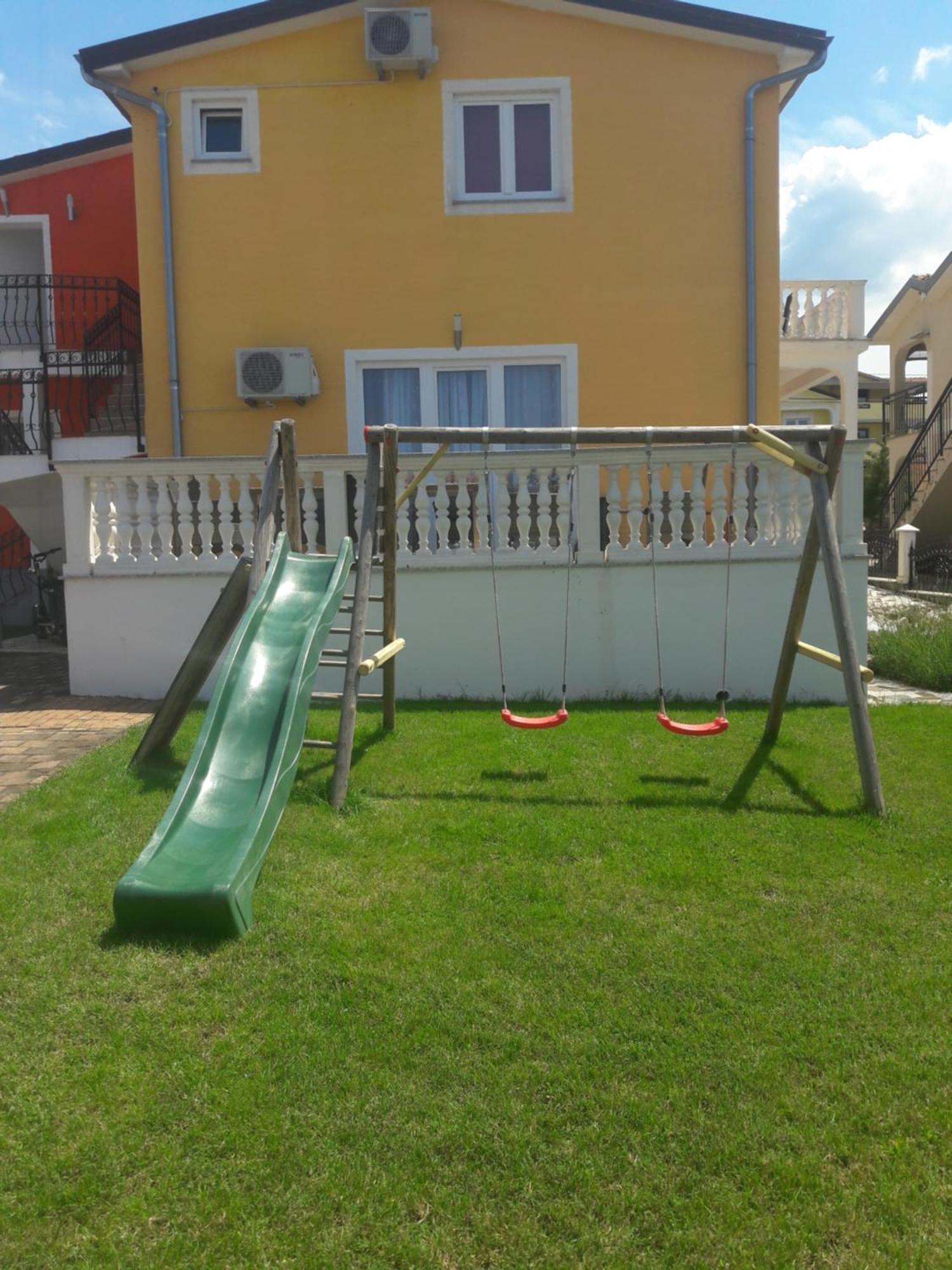 Radmani Apartments Poreč Eksteriør billede