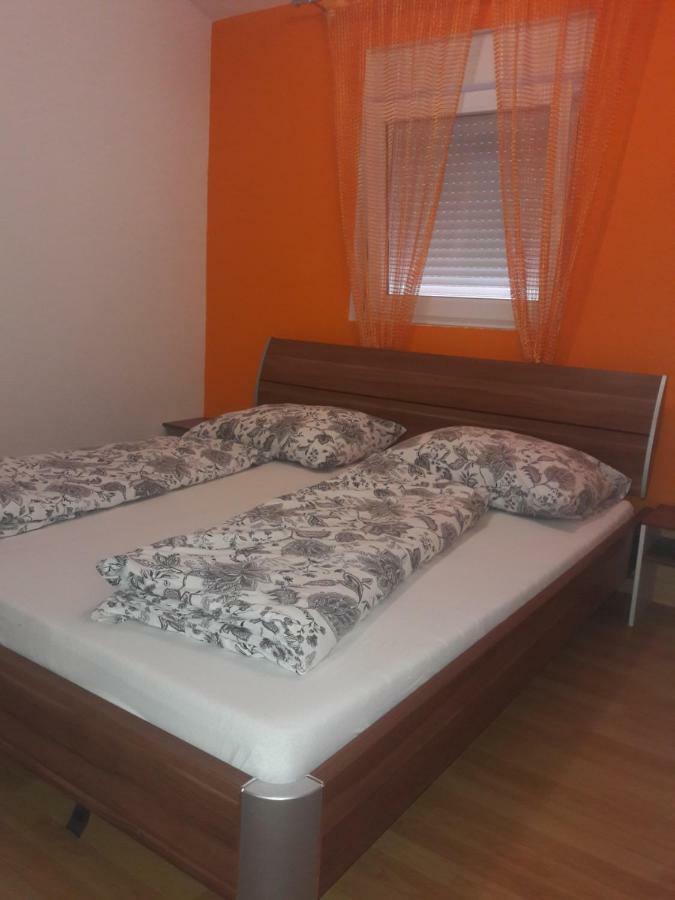Radmani Apartments Poreč Eksteriør billede