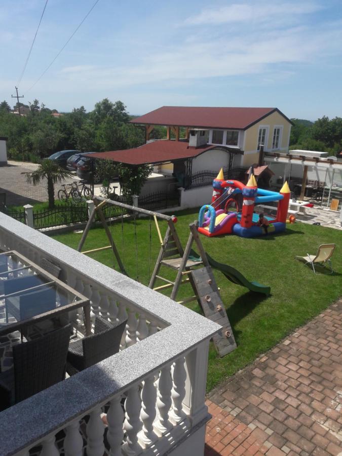 Radmani Apartments Poreč Eksteriør billede